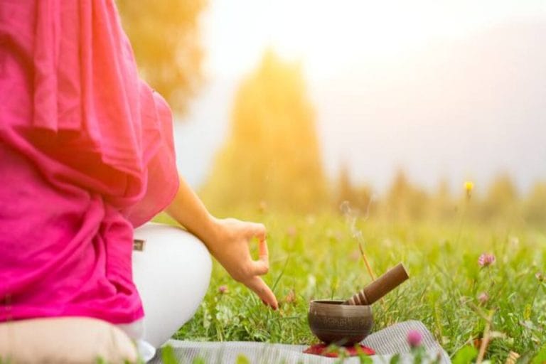 HOW TO OVERCOME DEPRESSION WITH AYURVEDA